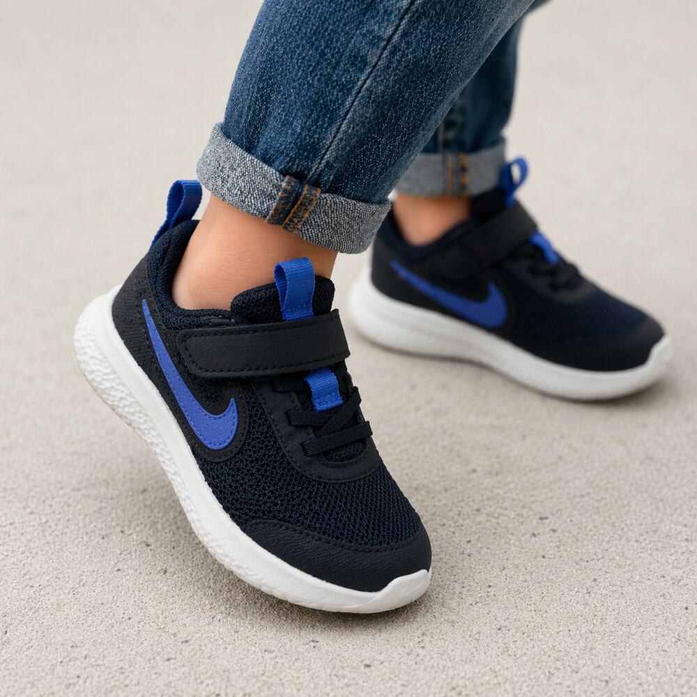 Nike Revolution 5 Kids 10.5 Black Blue Glitter Sneakers CD6839-041